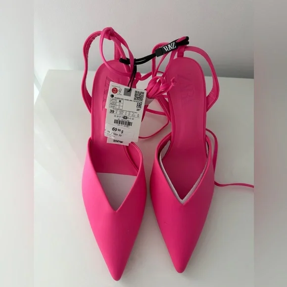 Zara | Vibrant Pink Heels - Picture 5 of 5